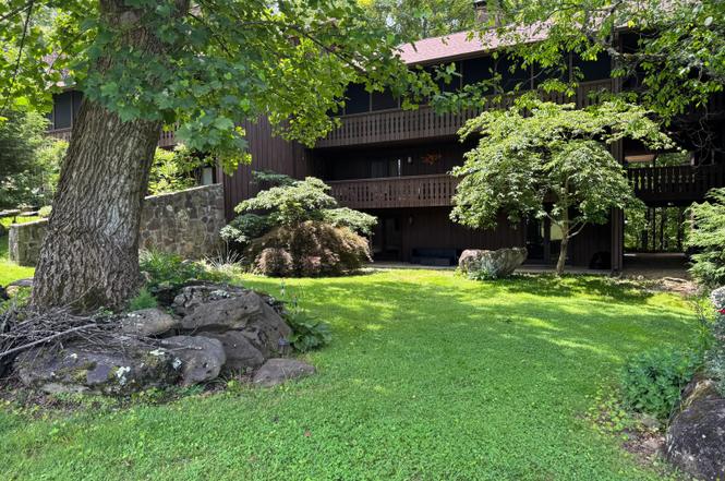 3815 East Pkwy Apt 13, Gatlinburg, TN