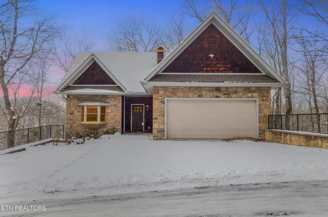 419 Maggie Mack Ln, Sevierville, TN