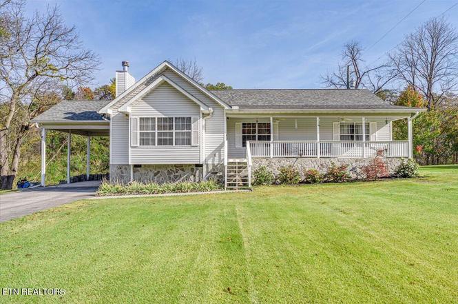 3333 Oma Lee Dr, Sevierville, TN