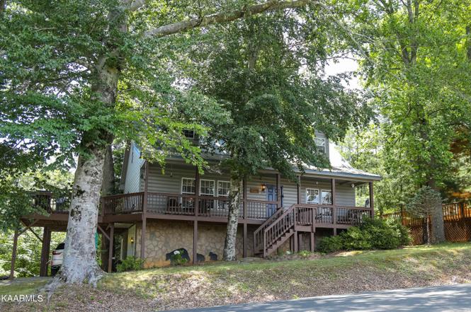 3390 Robeson Rd, Sevierville, TN