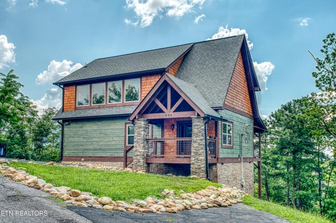 804 Upper Picadilly Ln, Gatlinburg, TN