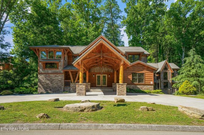 2716 Dayne Dr, Sevierville, TN