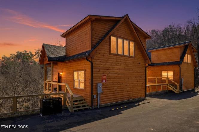 939 Pine Valley Way, Sevierville, TN