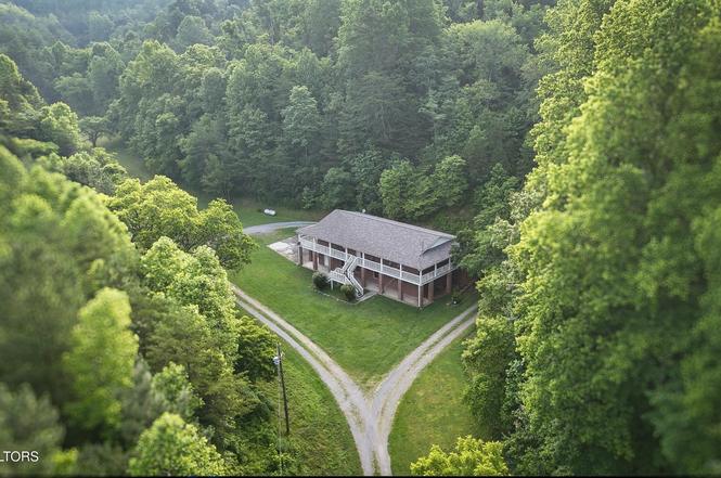 609 Lane Hollow Rd, Sevierville, TN