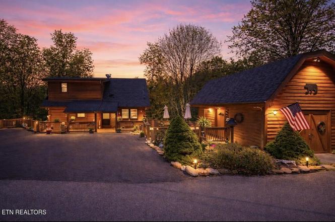 3209 Bear Country Way, Sevierville, TN