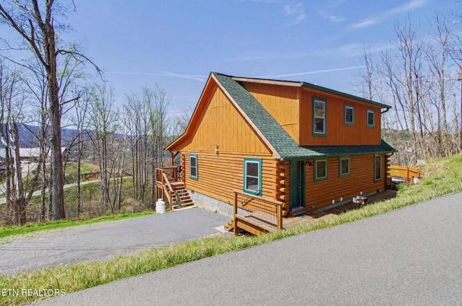 309 Tower Rd, Gatlinburg, TN