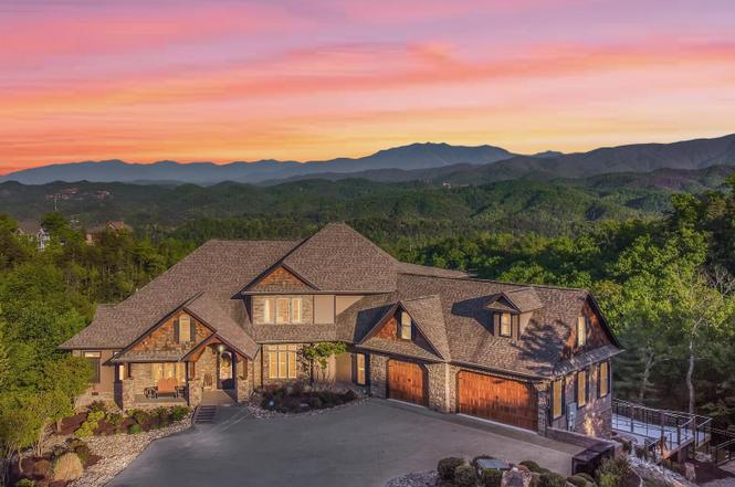 3270 Laurel Cove Trl, Sevierville, TN
