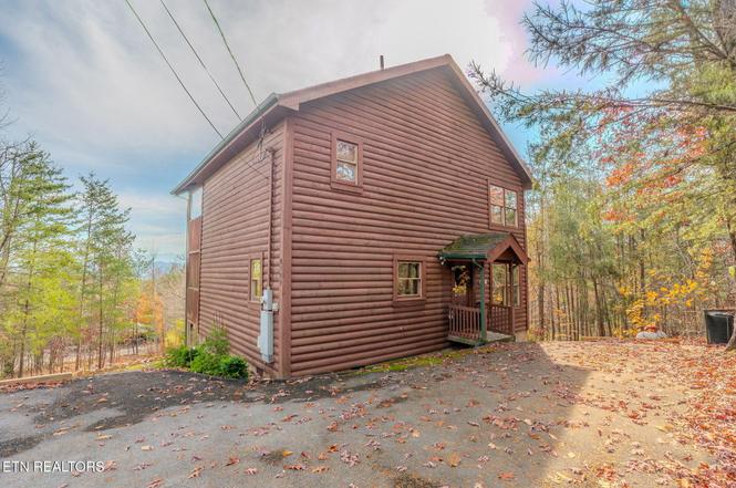 2109 Memory Way, Sevierville, TN
