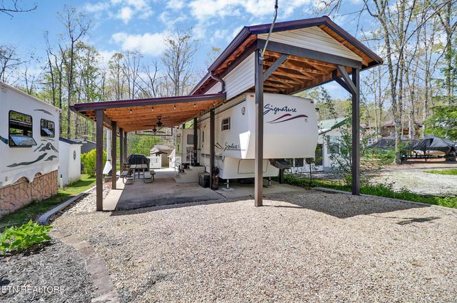 86 Apache Trl, Crossville, TN