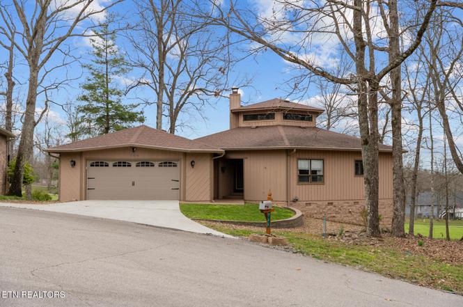 166 Baltusrol Rd, Crossville, TN