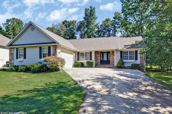 157 Cromwell Ln, Crossville, TN