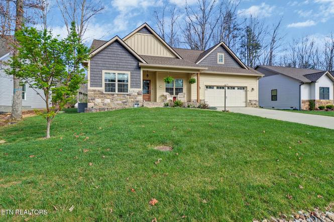 228 Thrushwood Dr, Crossville, TN