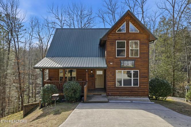 241 Palmer Rd, Gatlinburg, TN