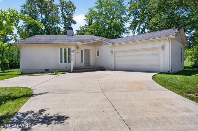 19 Thames Ct, Crossville, TN