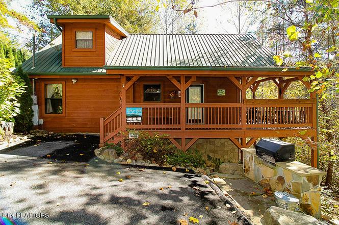 2015 Bird Ridge Rd, Sevierville, TN