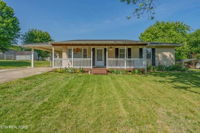 415 Coffee Ln, Loudon, TN