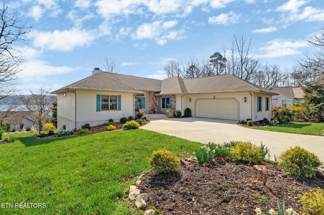 123 Mariners Dr, Crossville, TN