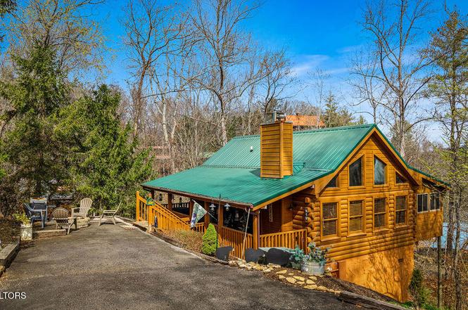 919 Deer Run Way, Sevierville, TN