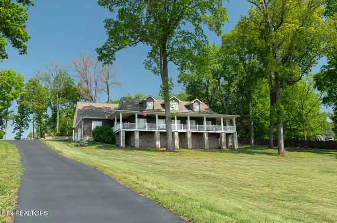 1330 Jim Fain Rd, Sevierville, TN