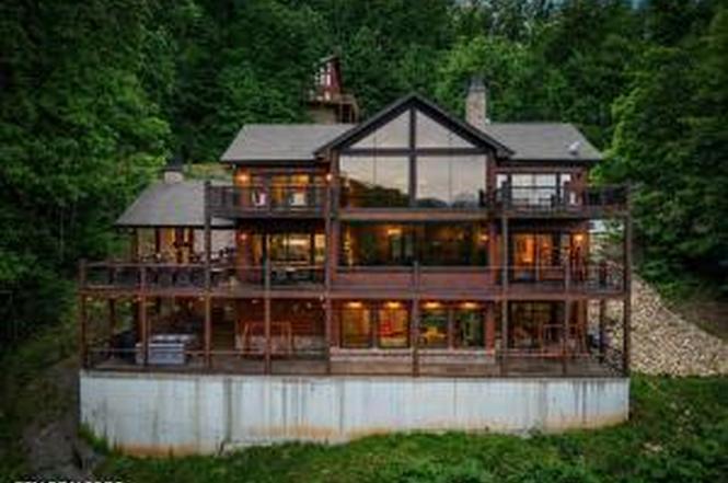 2778 Overholt Trl, Sevierville, TN