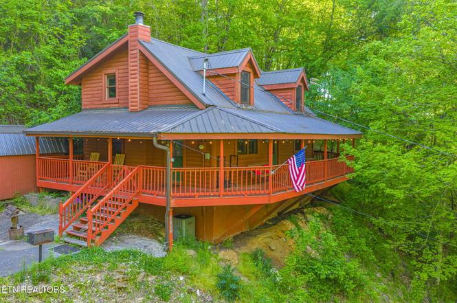 1111 Rocky Top Ridge Way, Sevierville, TN