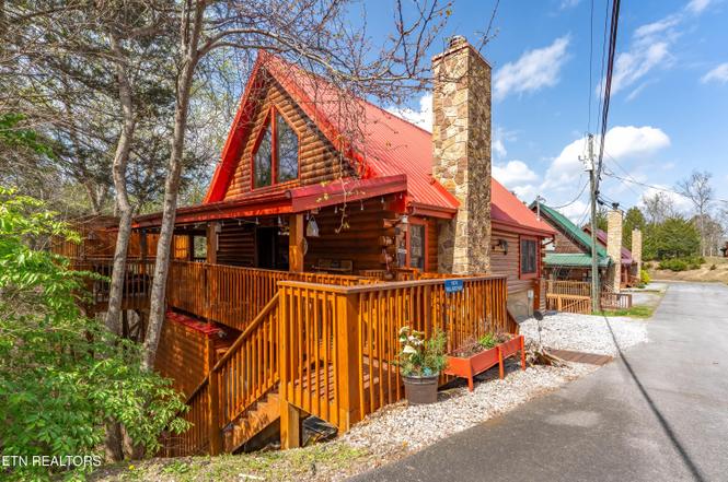 1074 Willard Way, Sevierville, TN