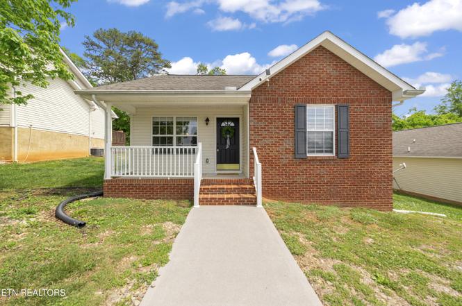 1750 Watauga St, Sevierville, TN