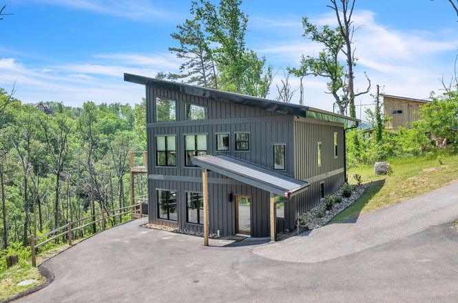2216 Headrick Lead, Sevierville, TN