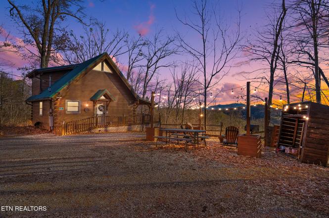 4361 Oakland Way Unit 3, Gatlinburg, TN