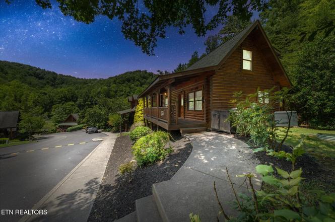 3143 Smoky Ridge Way Way, Sevierville, TN