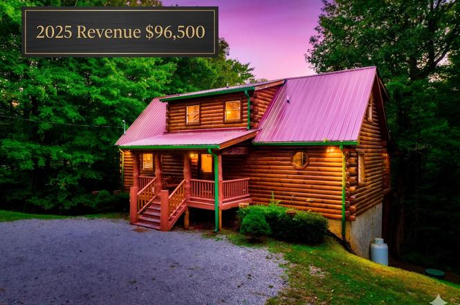 4250 Mountain Rest Way, Sevierville, TN