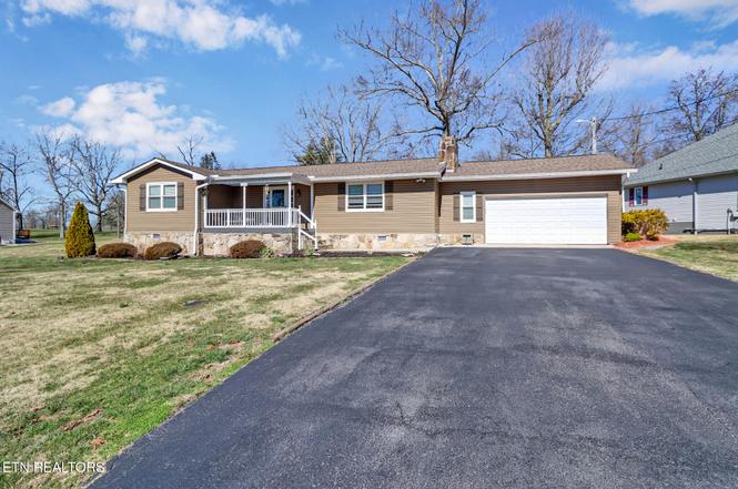 1024 Ridley Dr, Crossville, TN