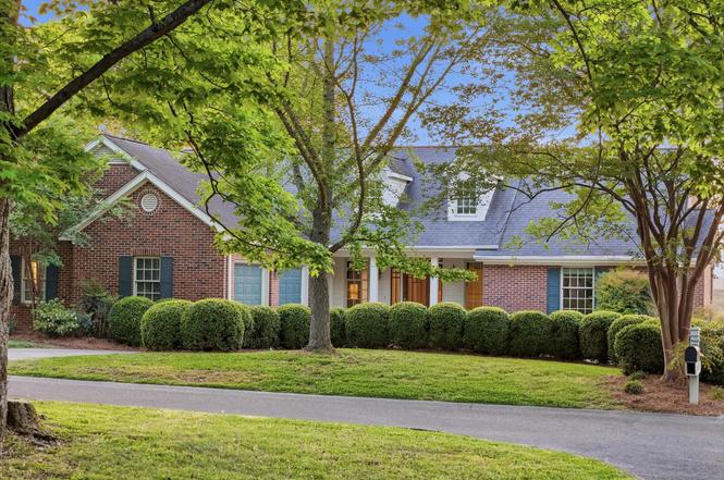 633 Fort Hill St, Loudon, TN