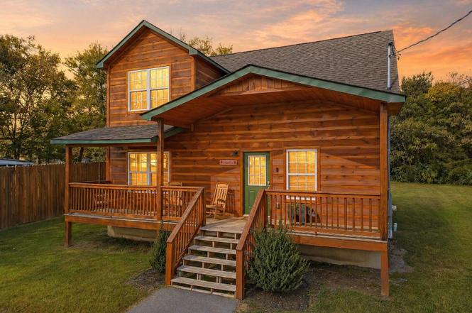 216 Caton Rd, Sevierville, TN
