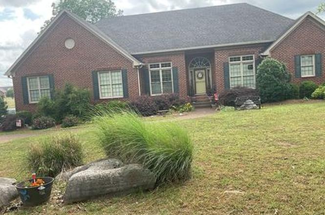 1447 Guill Rd, Mount Juliet, TN