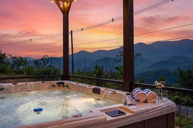 964 Cottage Gardens Way, Gatlinburg, TN