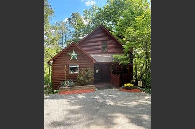 3046 Walters Way, Sevierville, TN