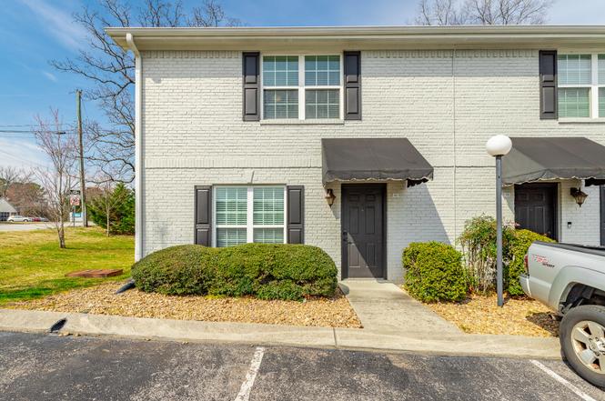 1101 Maple Tree Ln, Chattanooga, TN