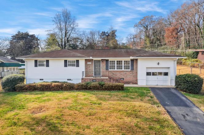 6502 Pine Manor Dr, Chattanooga, TN