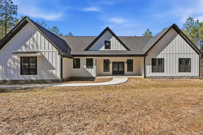 270 Sevier St, Jasper, TN
