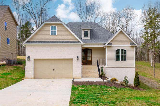 7265 Ron Rd, Ooltewah, TN