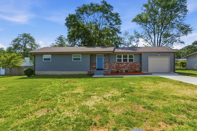 1233 Radmoor Dr, Chattanooga, TN