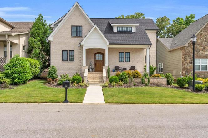 9257 Skyfall Dr, Ooltewah, TN