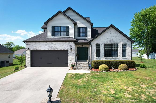 8749 Cody Dan Ct, Ooltewah, TN
