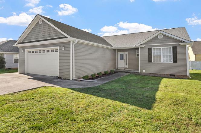 411 W 2nd St, Jasper, TN