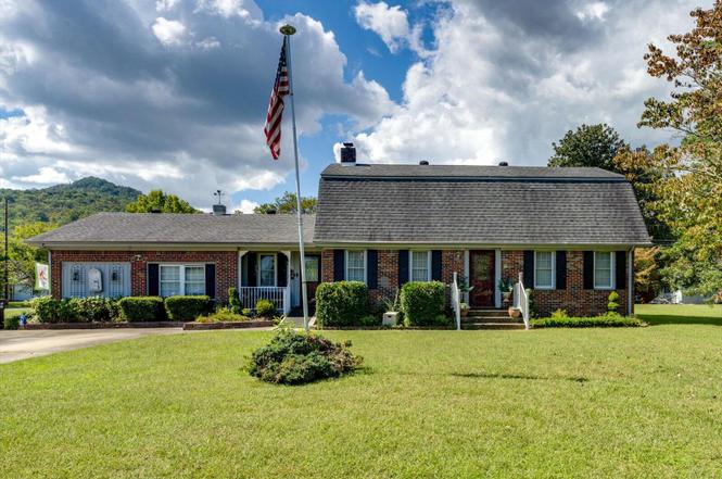 1103 Hudson Ave, Jasper, TN