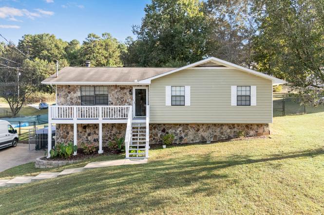 8314 Crossbow Ct, Ooltewah, TN