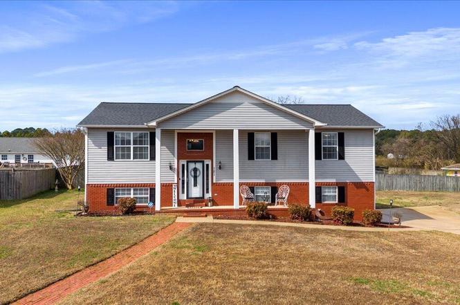 121 Angie Ct NW, Cleveland, TN
