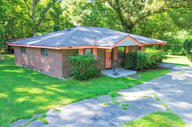 8014 Bork Memorial Dr, Ooltewah, TN