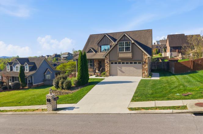 8095 Burgundy Cir, Chattanooga, TN